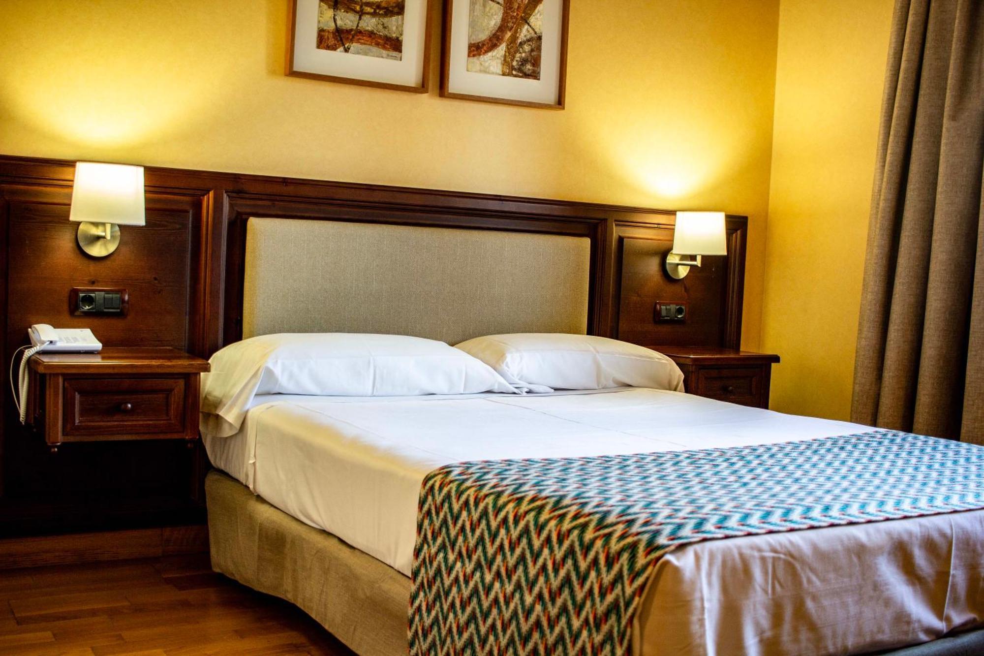 Hotel Spa Tudanca Aranda Fuentespina Eksteriør bilde