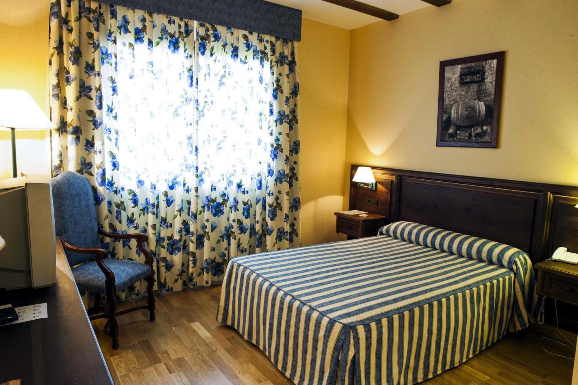 Hotel Spa Tudanca Aranda Fuentespina Rom bilde
